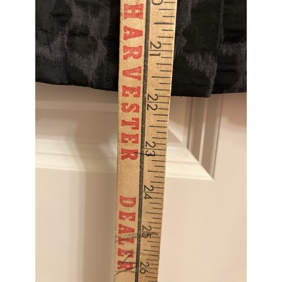 Think Tank Women’s Black Animal Print Short Jacket Blazer Career Sz Small - Picture 7 of 8